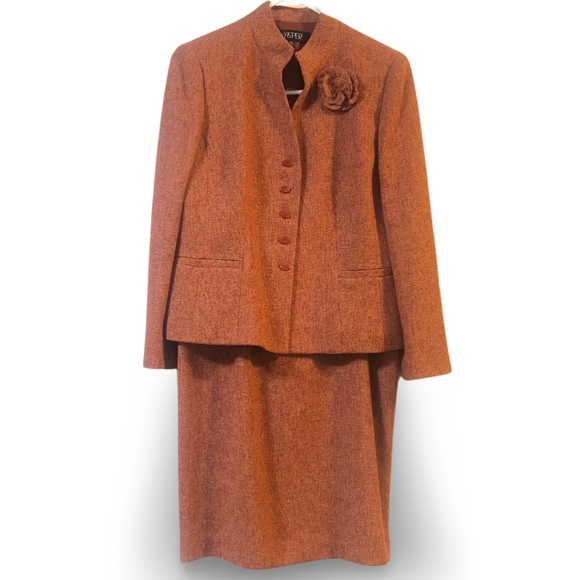 NWT Kasper 2 Piece Skirt Suit The Algonquin - Picture 1 of 13